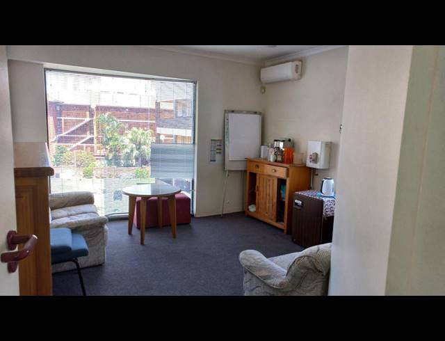 466M² BUSINESS FOR SALE IN GLENWOOD